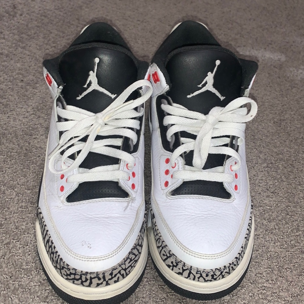 Air Jordan retro 3s